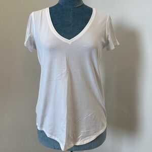 Lululemon v neck t-shirt